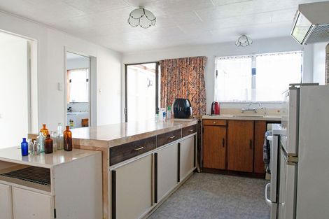 Photo of property in 82 Salcombe Street, Kaitangata, 9210