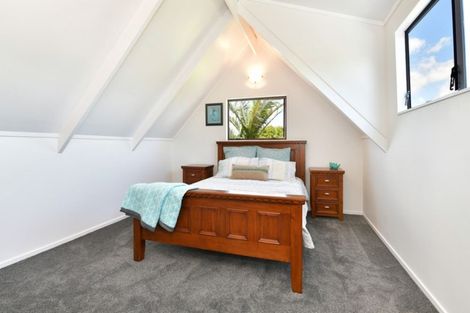 Photo of property in 1 Lucy Foster Lane, Red Beach, 0932