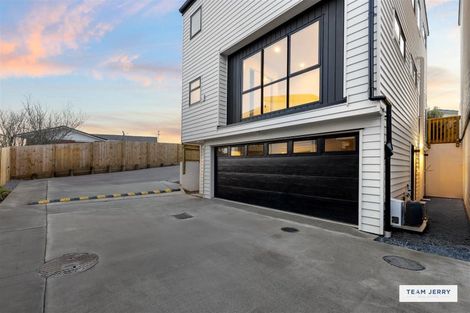 Photo of property in 27 Jandell Crescent, Bucklands Beach, Auckland, 2014