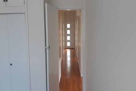 Photo of property in 78 Strathmore Avenue, Strathmore Park, Wellington, 6022