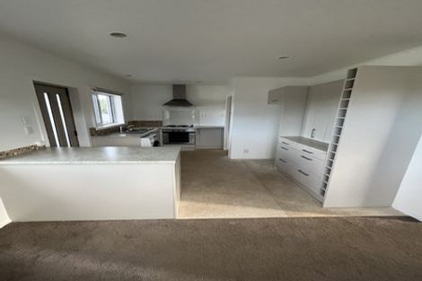 Photo of property in 27 Seaforth Avenue, Mangere Bridge, Auckland, 2022