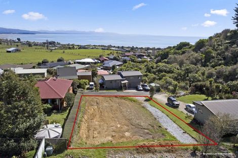 Photo of property in 8 Kowhatu Grove, Pohara, Takaka, 7183