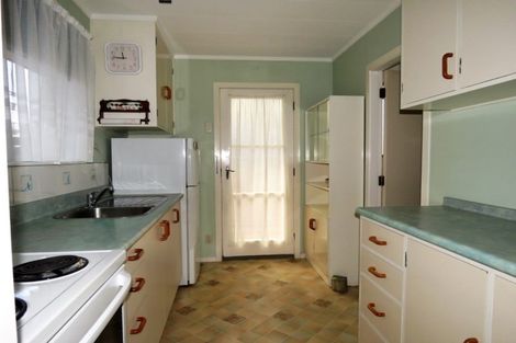 Photo of property in 25-27 Romilly Street, Westport, 7825