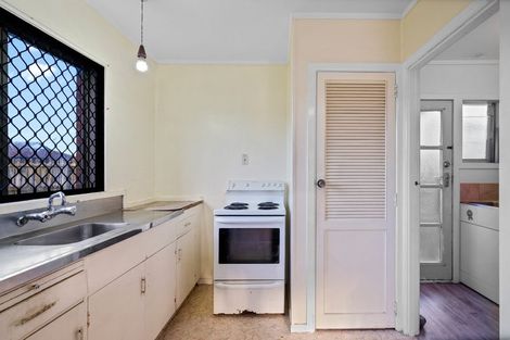 Photo of property in 4/24 Robertson Road, Favona, Auckland, 2024