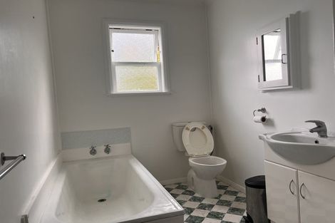 Photo of property in 26 Titiro Moana Road, Korokoro, Lower Hutt, 5012