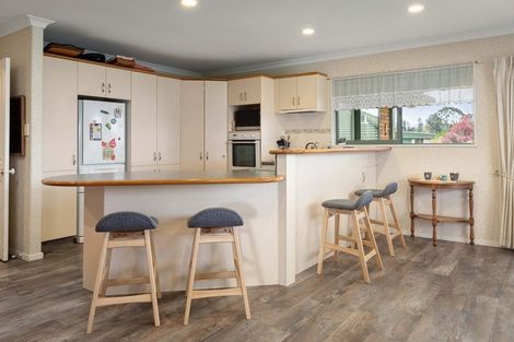 Photo of property in 4 Lansdowne Road, Katikati, 3129