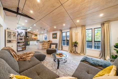 Photo of property in 54 Granville Street, Silverstream, Upper Hutt, 5019