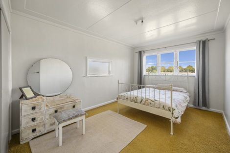 Photo of property in 155 School Road, Clive, 4102