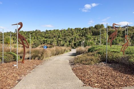 Photo of property in 2 Hauruia Way, Pyes Pa, Tauranga, 3112