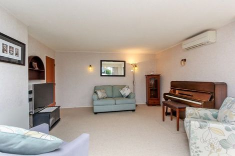 Photo of property in 54a Cutfield Road, New Plymouth, 4310