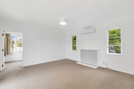 Photo of property in 182 Beach Haven Road, Beach Haven, Auckland, 0626