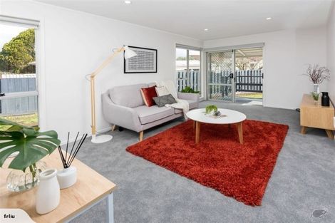 Photo of property in 4 Lyren Place, Half Moon Bay, Auckland, 2012