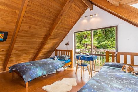 Photo of property in 789a Scenic Drive, Henderson Valley, Auckland, 0612