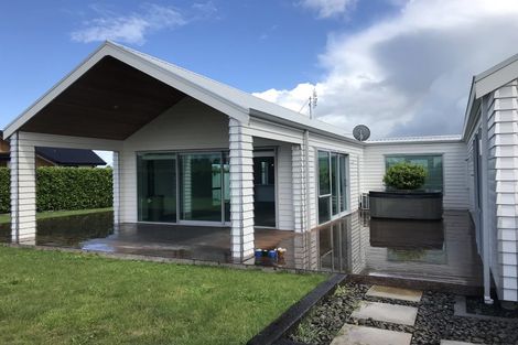 Photo of property in 37 Baxter Michael Crescent, Cambridge, 3434