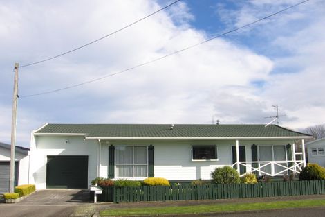 Photo of property in 1 Kowhai Place, Lansdowne, Masterton, 5810