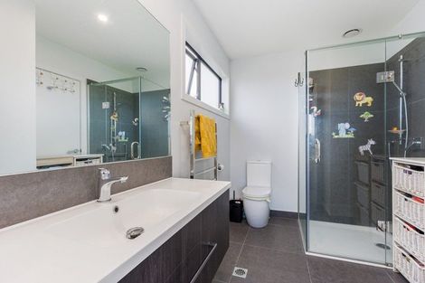 Photo of property in 12a Tikati Rise, Long Bay, Auckland, 0630