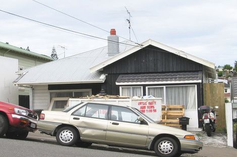 Photo of property in 15 Herald Street, Berhampore, Wellington, 6023
