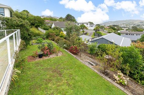 Photo of property in 5 Trinidad Crescent, Grenada Village, Wellington, 6037