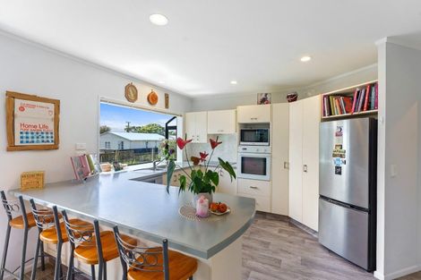 Photo of property in 23b Golf Road, Paraparaumu Beach, Paraparaumu, 5032