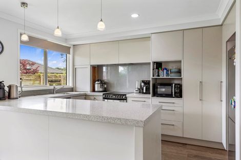 Photo of property in 35 Teal Place, Pyes Pa, Tauranga, 3112