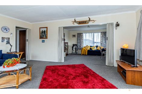 Photo of property in 5-5a Rugby Street, Waimate, 7924