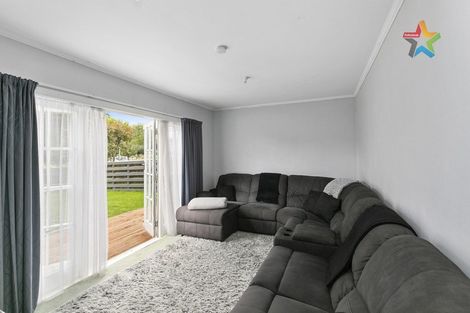 Photo of property in 27 Eldon Grove, Taita, Lower Hutt, 5019