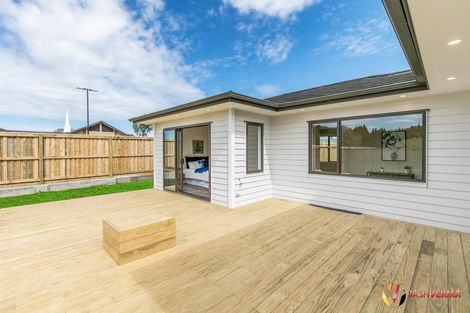 Photo of property in 22 Rauaruhe Road, Karaka, Papakura, 2113