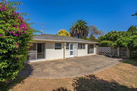 Photo of property in 30 Fleetwood Grove, Waikanae, 5036