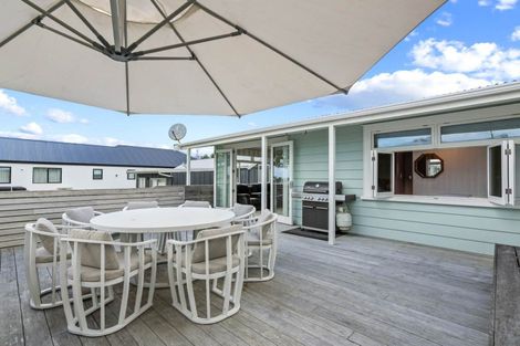 Photo of property in 9 Hinemoa Road, Waihi Beach, 3611