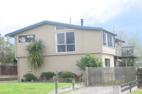 Photo of property in 11 Hapi Street, Pomare, Rotorua, 3015