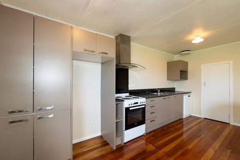 Photo of property in 16 Lipscombe Crescent, Havelock North, 4130