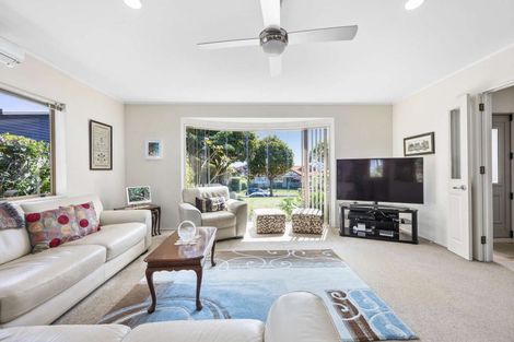 Photo of property in 4 Spinnaker Point, Manly, Whangaparaoa, 0930