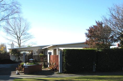 Photo of property in 125 Warren Crescent, Hillmorton, Christchurch, 8025