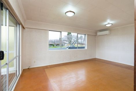 Photo of property in 293 Shakespeare Street, Leamington, Cambridge, 3432