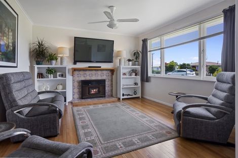 Photo of property in 4 George Street, Paeroa, 3600