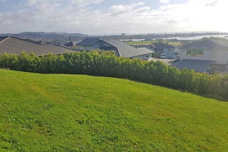 Photo of property in 12 Butler Stoney Crescent, Silverdale, 0932