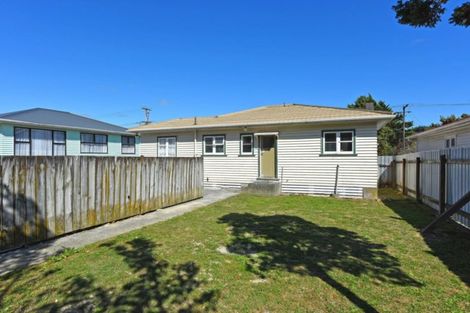 Photo of property in 50 Frederick Street, Wainuiomata, Lower Hutt, 5014