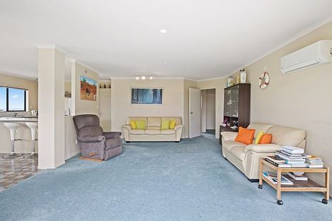 Photo of property in 915 East Coast Road, Kaiaua, Pokeno, 2473
