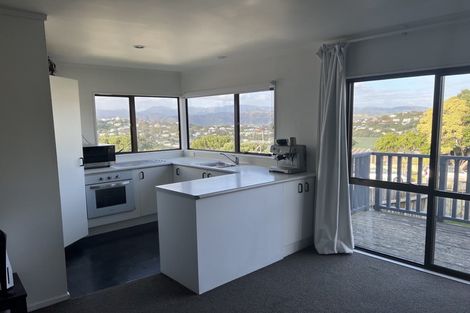 Photo of property in 2 Kaikoura Street, Maupuia, Wellington, 6022