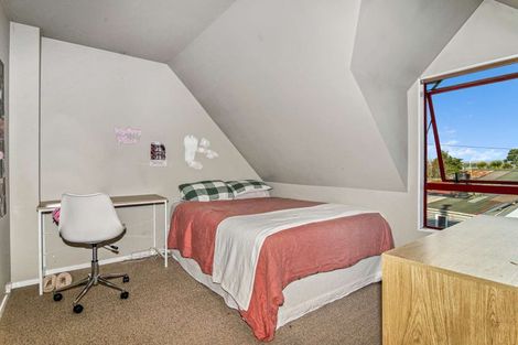 Photo of property in 1 Derby Street, Westport, 7825