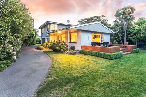 Photo of property in 61 Strathfield Avenue, Dallington, Christchurch, 8061