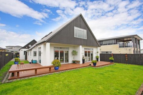 Photo of property in 303 Harbourside Drive, Karaka, Papakura, 2113