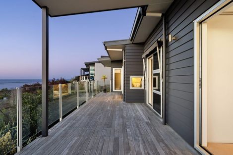 Photo of property in 8 Mana Heights, Marybank, Nelson, 7010