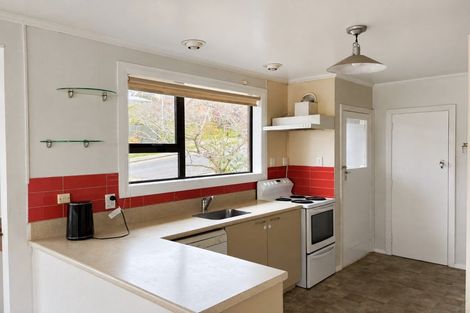 Photo of property in 16 Kinmont Crescent, Kinmont Park, Mosgiel, 9024