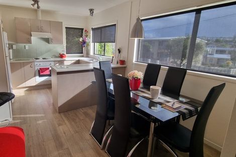 Photo of property in 1/9 Napoleon Avenue, Milford, Auckland, 0620