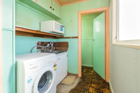 Photo of property in 37 Wesley Street, South Dunedin, Dunedin, 9012