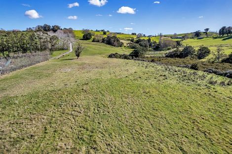 Photo of property in 111 Petley Road, Paparoa, 0571