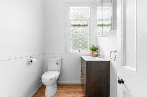 Photo of property in 48 Hurndall Street East, Maungaturoto, 0520