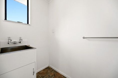 Photo of property in 1 Langdon Lane, Melville, Hamilton, 3206