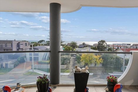 Photo of property in 1086 Papamoa Beach Road, Papamoa Beach, Papamoa, 3118